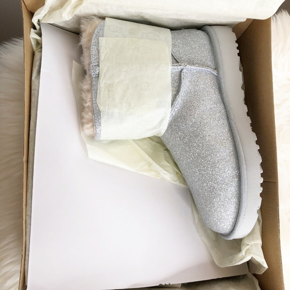 UGG Mini Bailey Bow Silver Sparkle Boots Glitter - Picture 7 of 8